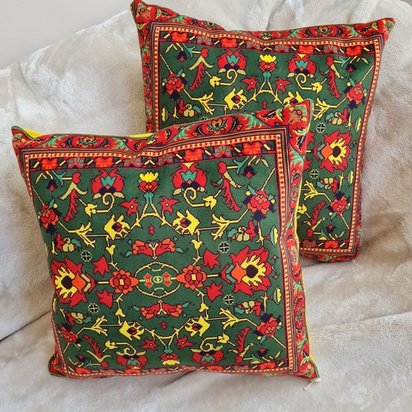 Beautiful Persian Cushions - Picture 1 of 5